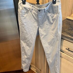 Lululemon Athletica Men's Light Gray Dress Pants